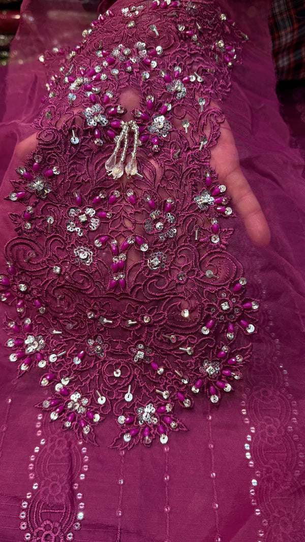 CRIMSON 10 MAGENTA LAWN (Magenta)