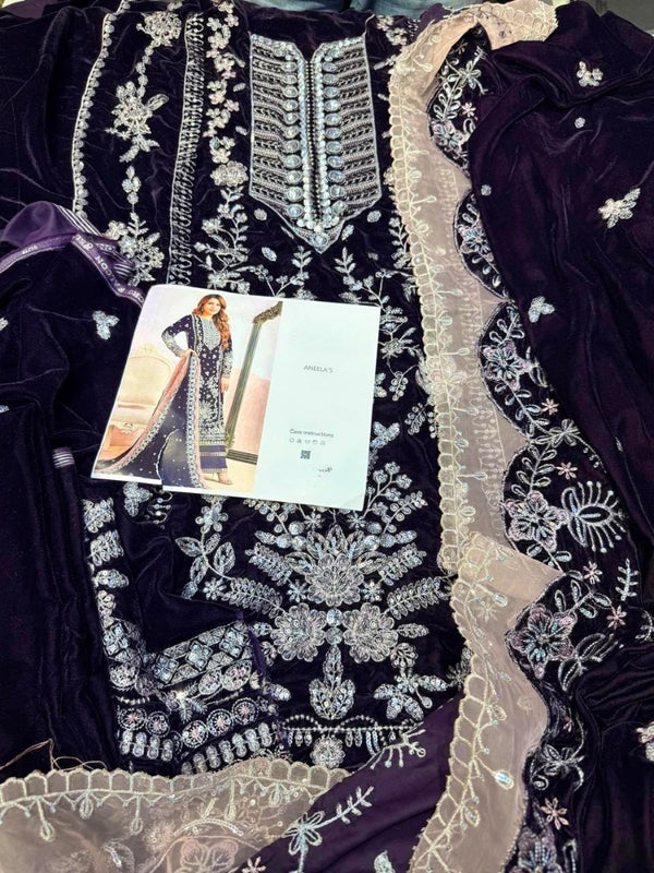 ANEELAS VELVET BLACK LUXE