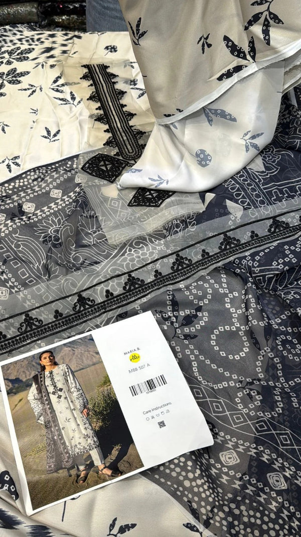 Maria.B Silk Print Oval 3Pc