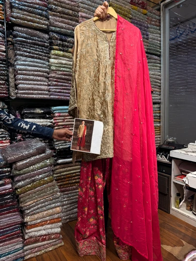 ETHNC KURTA SET SILK 3PC E-1131 (Delivery Time 10 to 15 Days)