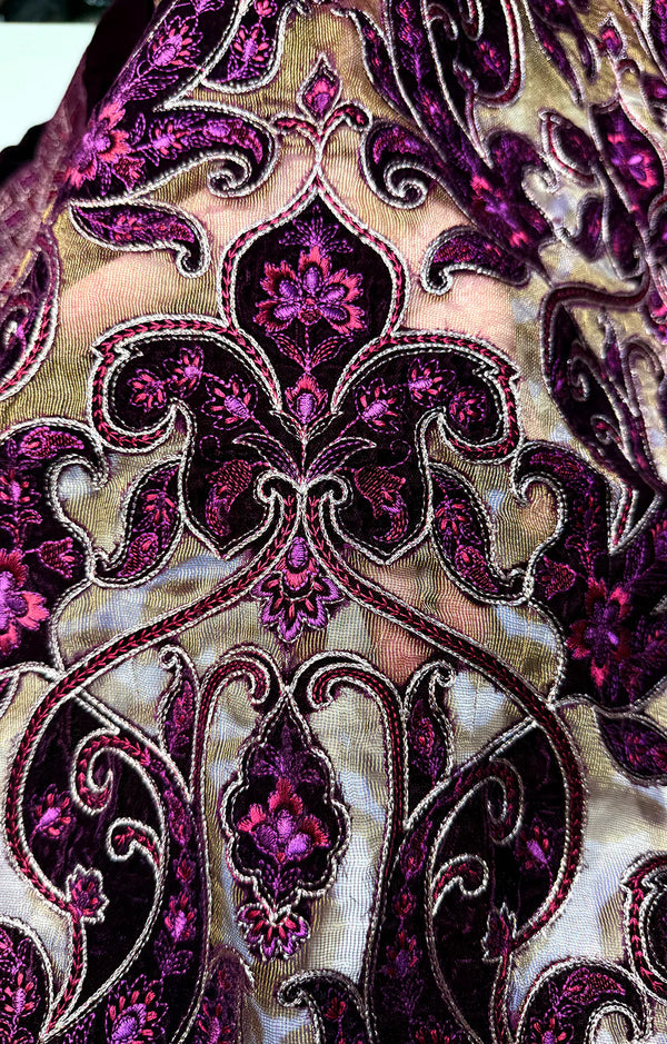 LAILA MISHRA 07 Velvet