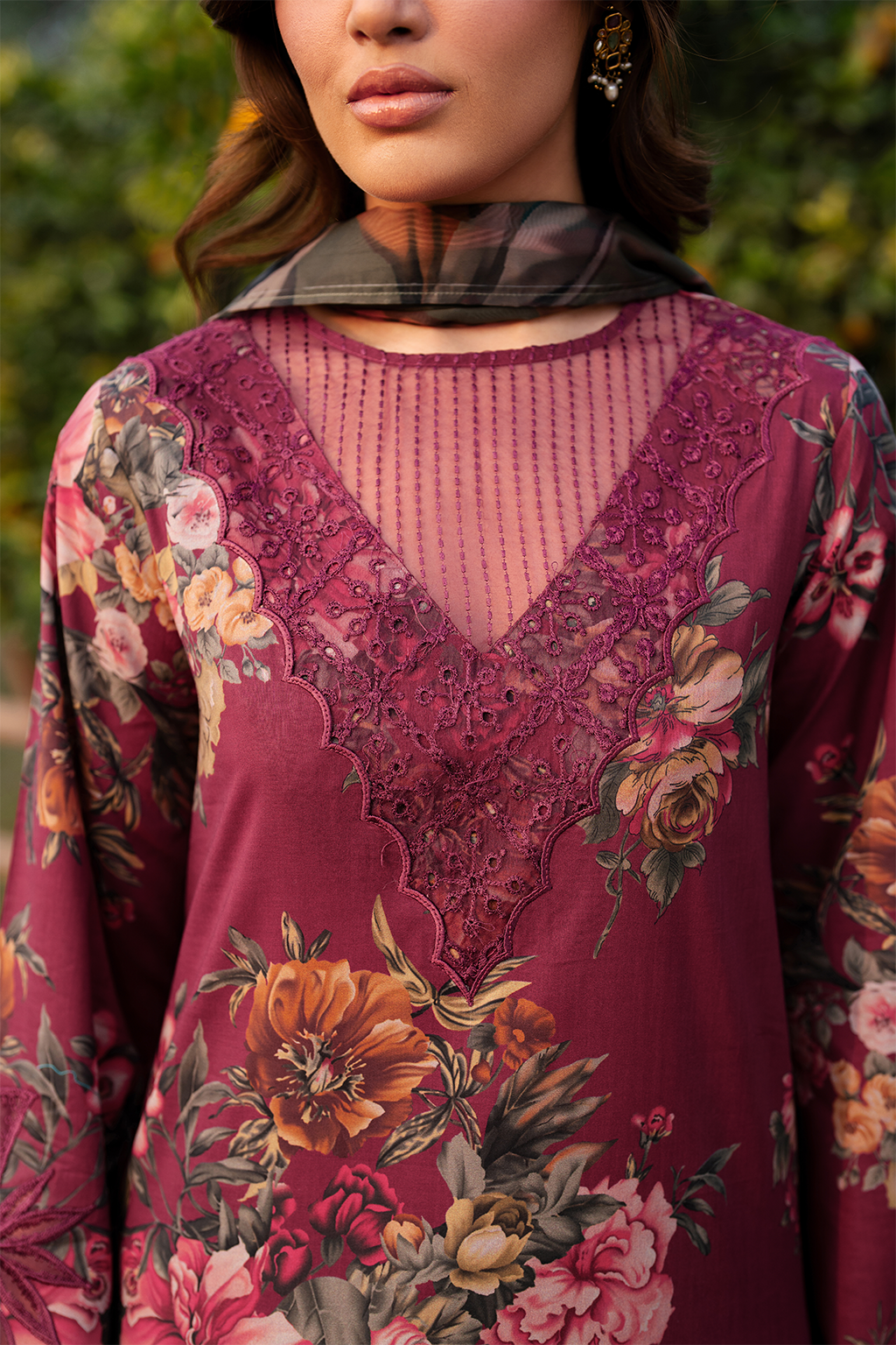 Iznik | Maroon - Lawn Collection Replica