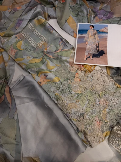 BAROQUE SILK PRINT UF-4121