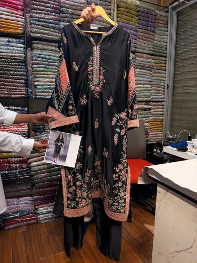 ETHNC SILK KAFTAN 2PC E-1135 STICHED (Delivery Time 10 to 15 Days)
