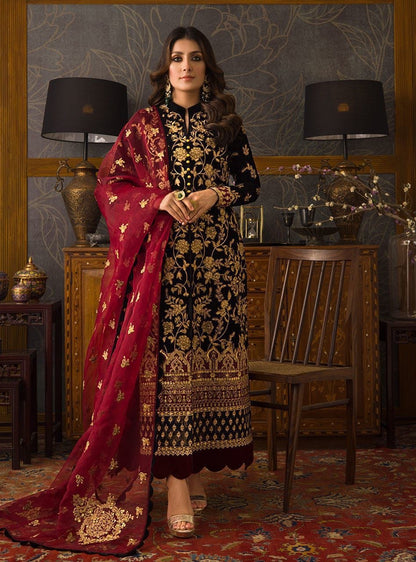 Zainab Chottani Black Velvet Formal Collection Replica