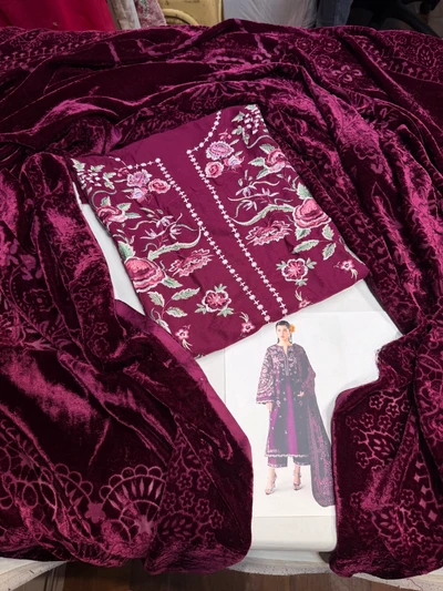HUSSAIN REHAR JUGNU ARI DHANAK PALACHI SHAWL