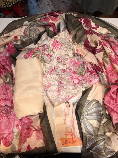 BAROQUE SILK UF-4401