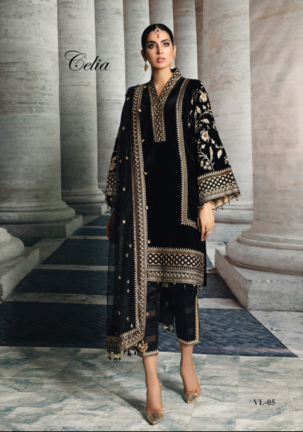 Anaya Black Velvet Formal Collection Replica