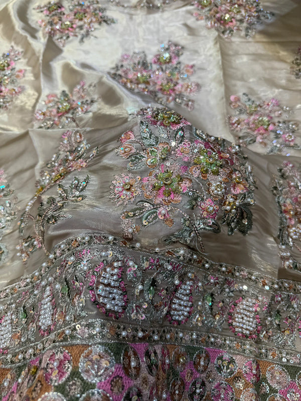 Hussain Rehar Euru – Shisha Silk