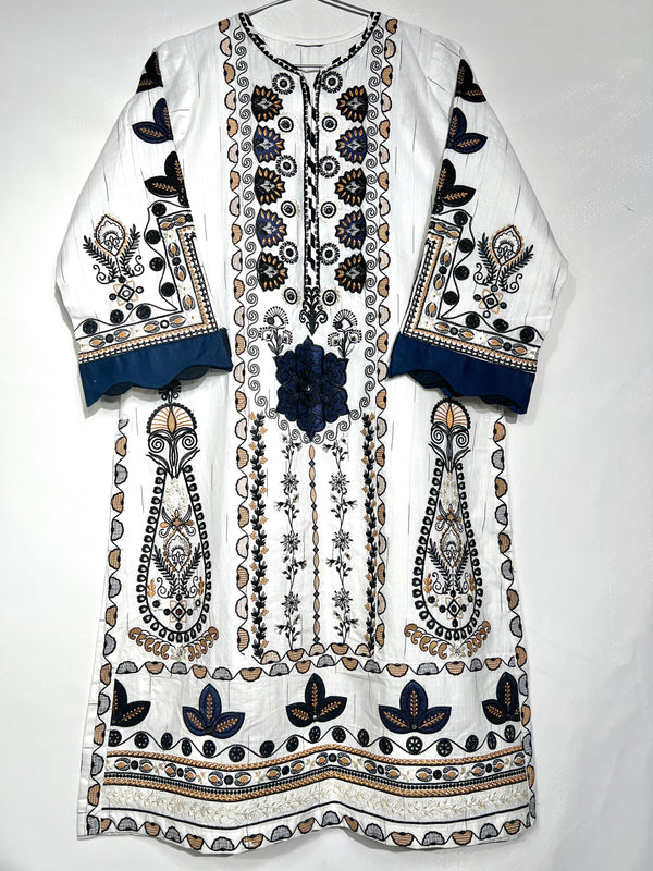 Ethnc | Rozana Collection 25 | BEIGE AND BLACK EMBROIDERED KHADDAR