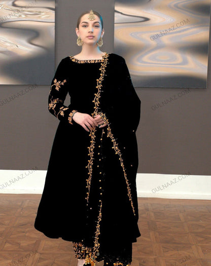 Gulnaz Khan Green/Black Velvet Collection Replica