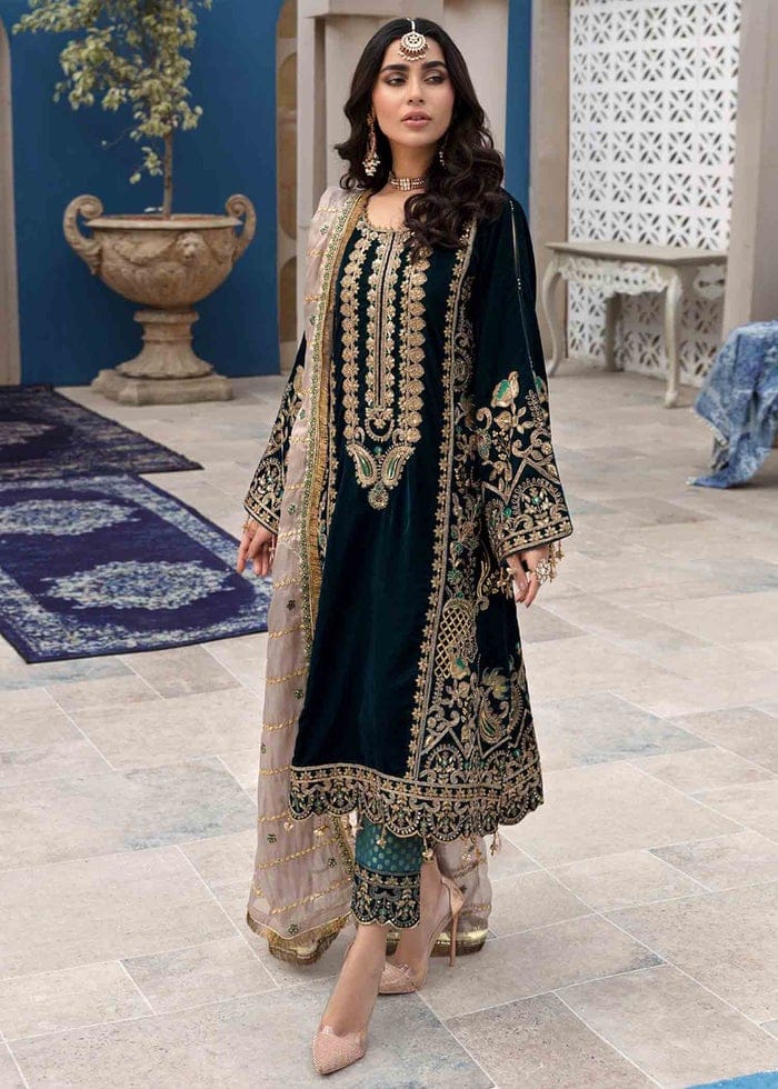 Emaan Adeel Black Velvet Formal Collection Replica