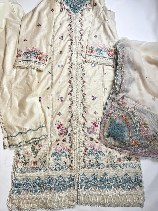 QALAMKAR LAWN RIMSHA RTW