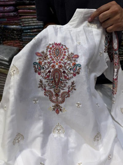 ZARA SHAHJAHAN HIKARI RTW