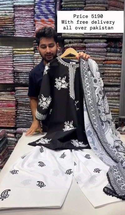 ZARA SHAHJAHAN BLACK & WHITE