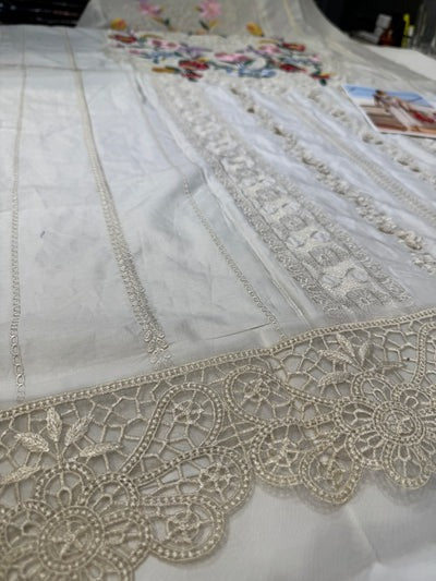 MARIA B LAWN D-2610-A
