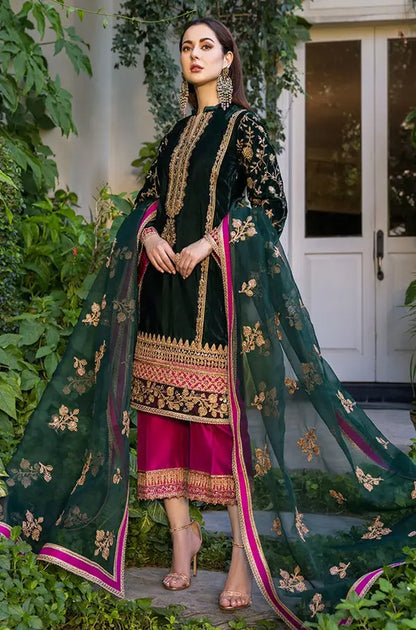 Zainab Chottani Green Velvet Formal Collection Replica